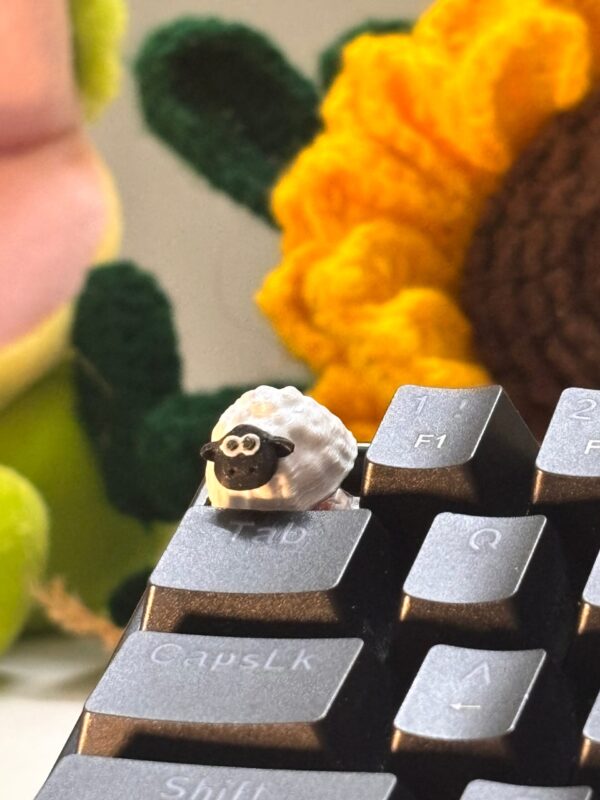 Cloudy the Sheep Keycap