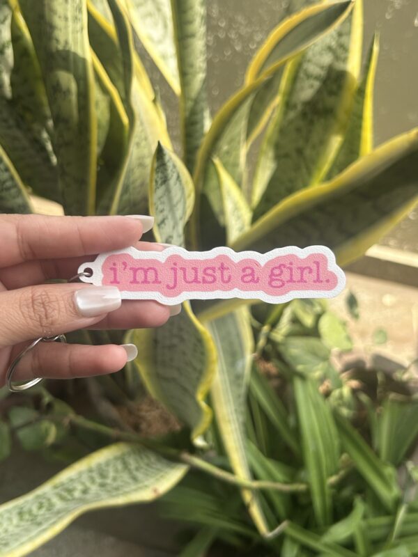 img_1748 I’m just a girl keychain