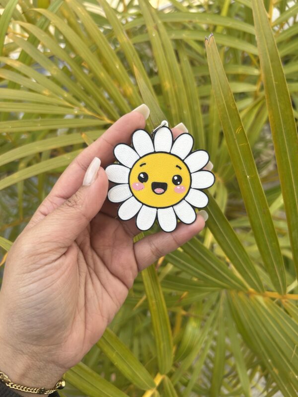 img_1759-2 Lil white flower